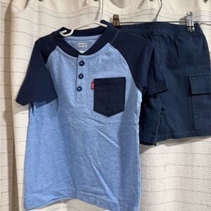 Levi's Kids Navy and Light Blue Henley Shirt and shorts NWT